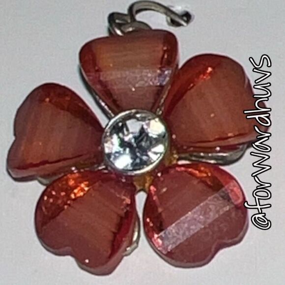 Flower Earrings - Picture 4 of 9